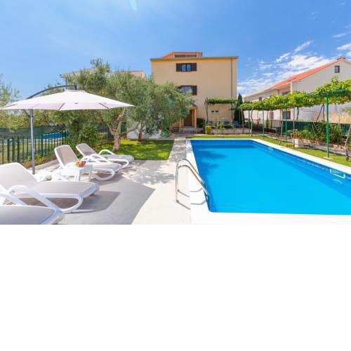Villa Rosa