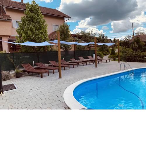 Villa Rubčić Rooms & Pansion