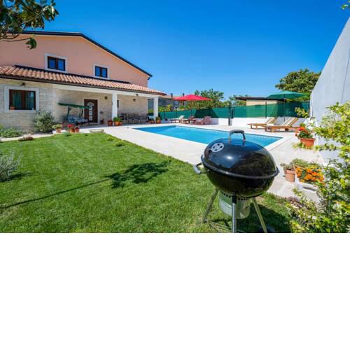 Villa SA-RA