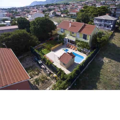 Villa Salona