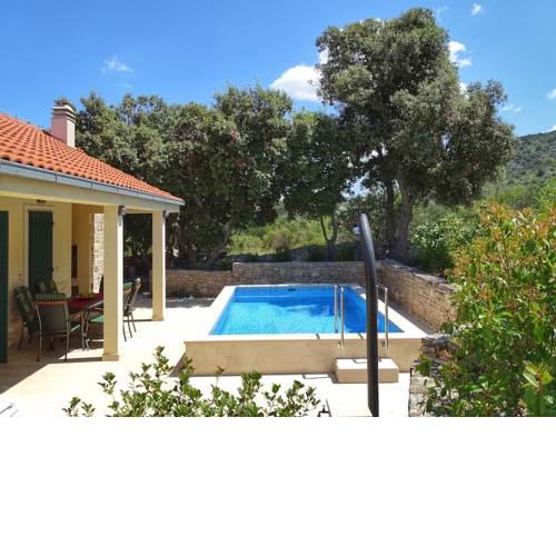 VILLA SAN - DRACEVICA (BRAC)