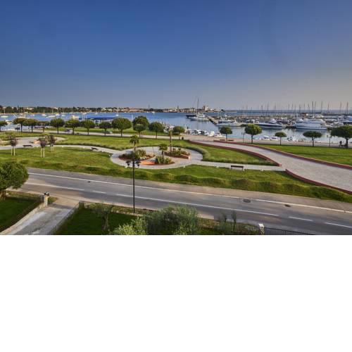 Villa Seafront Umag Apartment