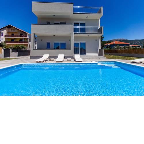 Villa Siculi