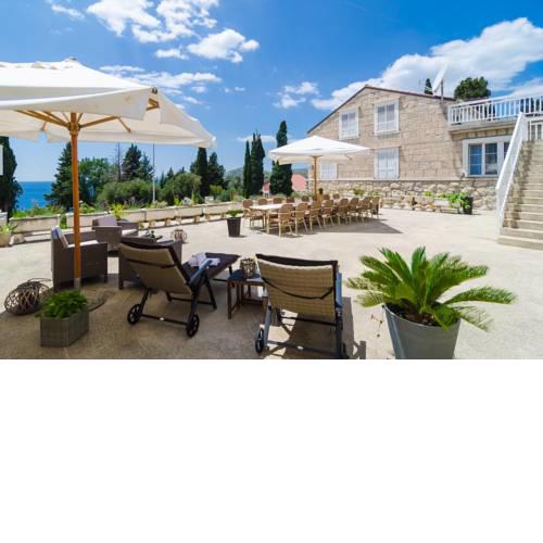 VILLA SILVANA