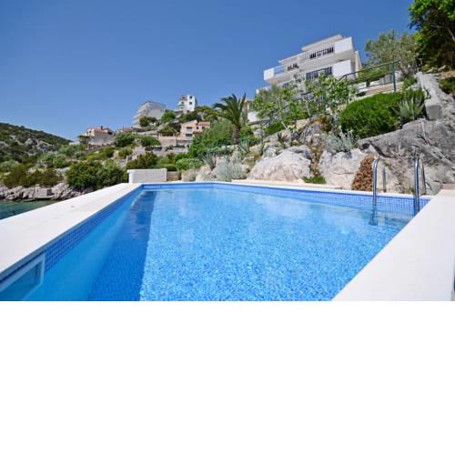 Villa Sine
