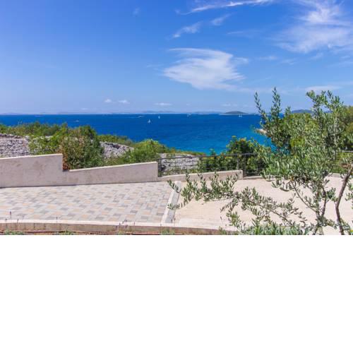 Villa Slanica-Vlake