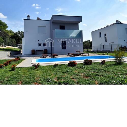 VILLA SOUTH GROMATIC