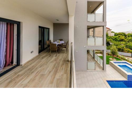 Villa Stella with pool
