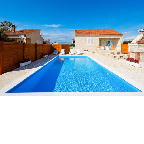 Villa Stone House with Pool
