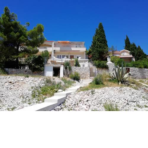 Villa Talavuni