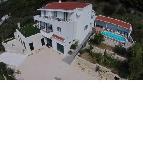 Villa Tonka