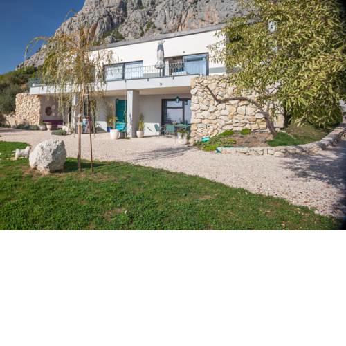 Villa Tres Chic