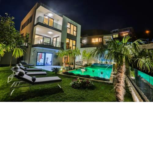 Villa UNIQUE - luxury residence near SPLIT
