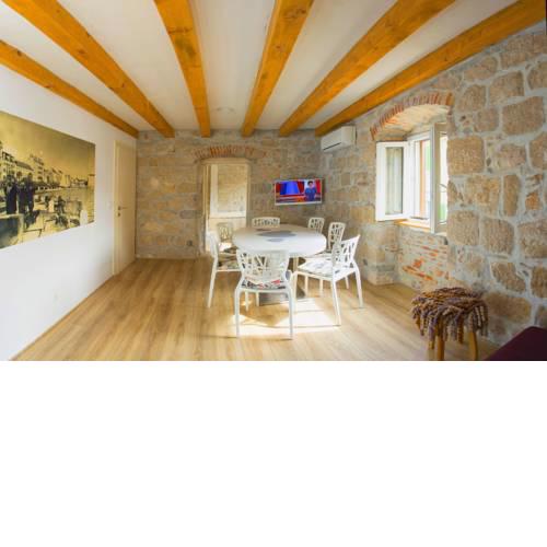 Villa Veli Varos