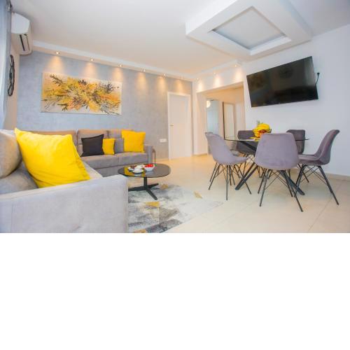 Villa Vibrass Spacious Luxury Villa in Split