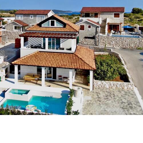 Villa View & More
