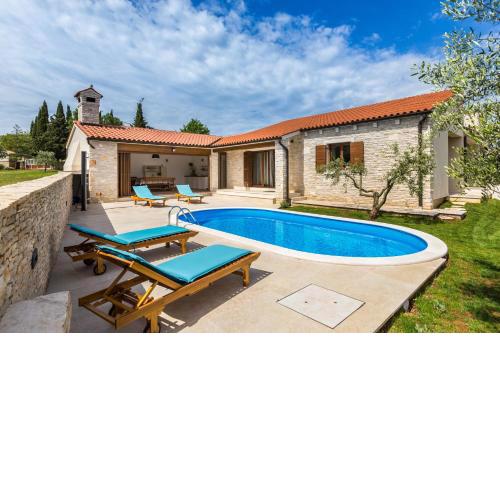 Villa Vignola with private pool