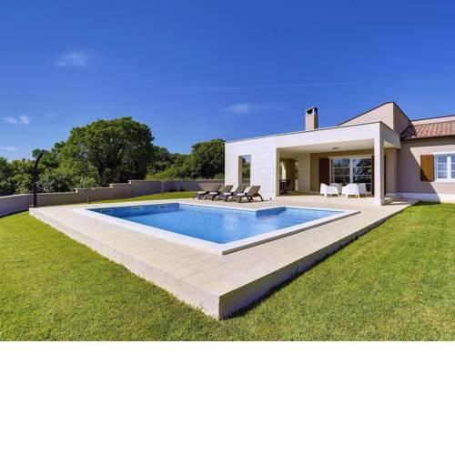 Villa VILLA HISTRIA B4+2