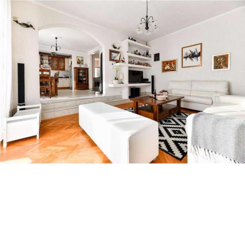 Villa Vito with pool