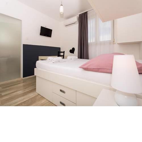 Villa White
