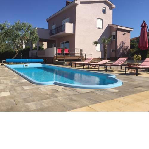 Villa4Boys
