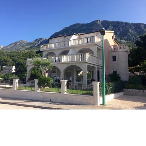 Villakamena