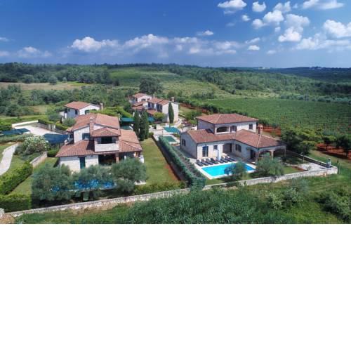 Villas Barat by Istarski Dvori