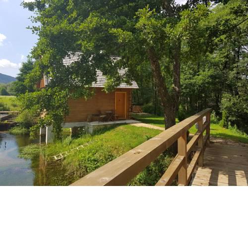 Vodenica Vrelo Chalets