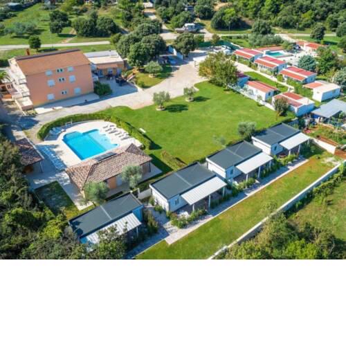 Welcoming Mobile Home in Banjole with Swimming Pool