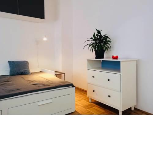 West vibes apartment