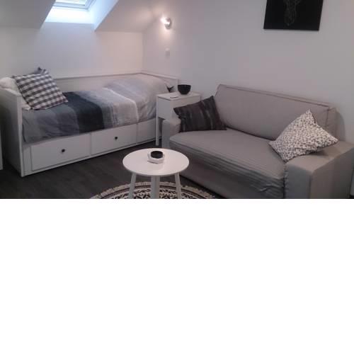White Light Apartment