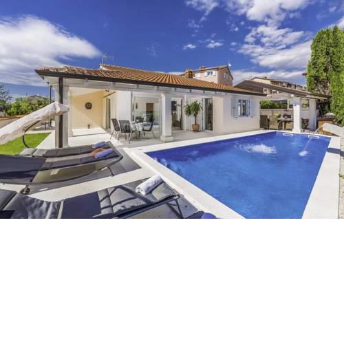 Zbandaj Villa Sleeps 7 Pool Air Con WiFi