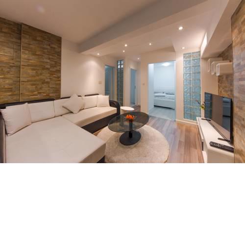 Zenta Apartment
